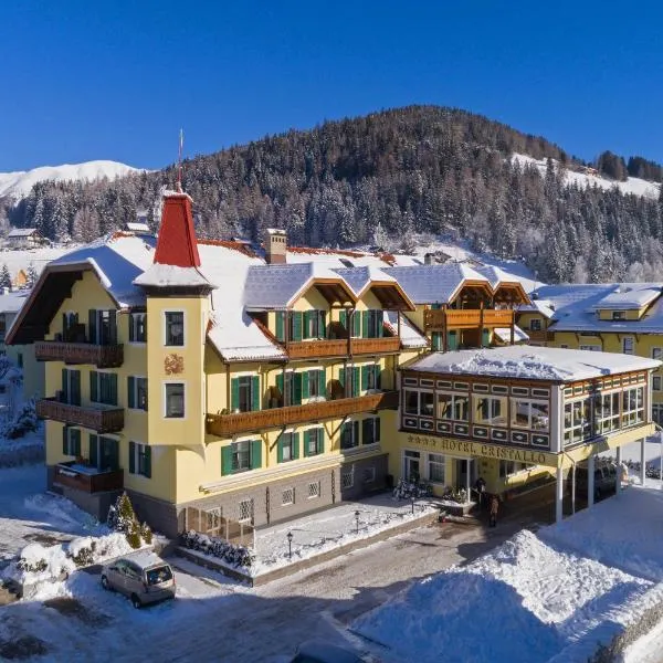 Hotel Cristallo, hotel in Dobbiaco