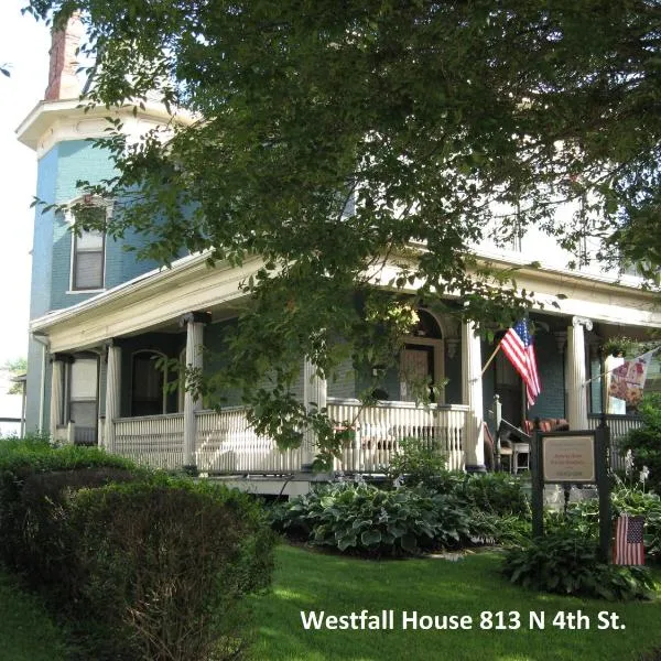 Bayberry House Bed and Breakfast, hotel a Weirton