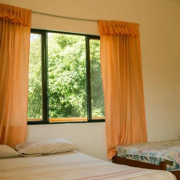 Hospedaje Costa Norte, hotel v destinaci Máncora