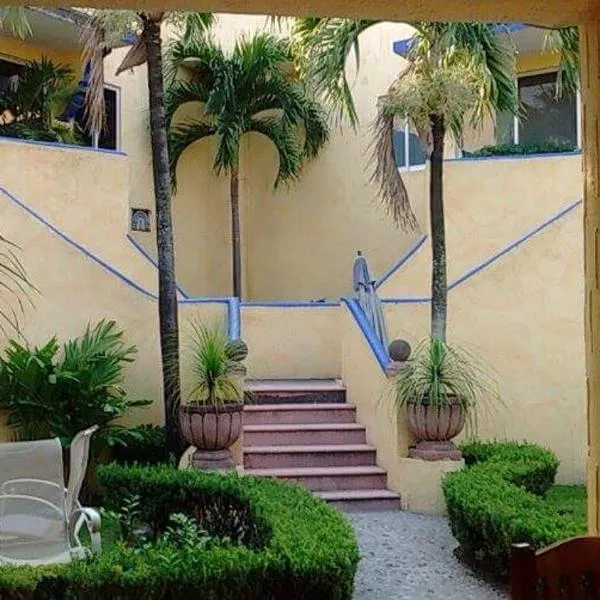 HOTEL POSADA MONTSERRAT, hotel di Temixco