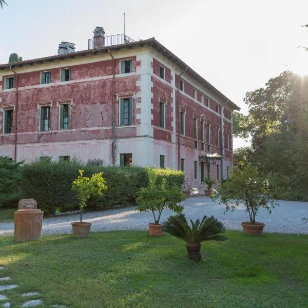 Villa Dei Cipressi Wine Resort, hotel in Sona