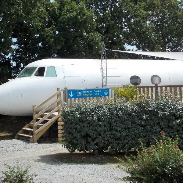Camping Insolite Le Haut Village, hotel in Saint-Michel-Chef-Chef