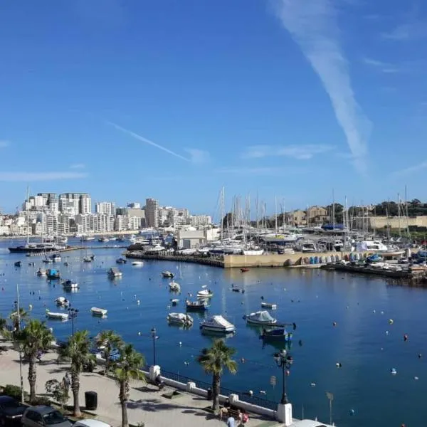 Shore Bridge, khách sạn ở Il-Gżira