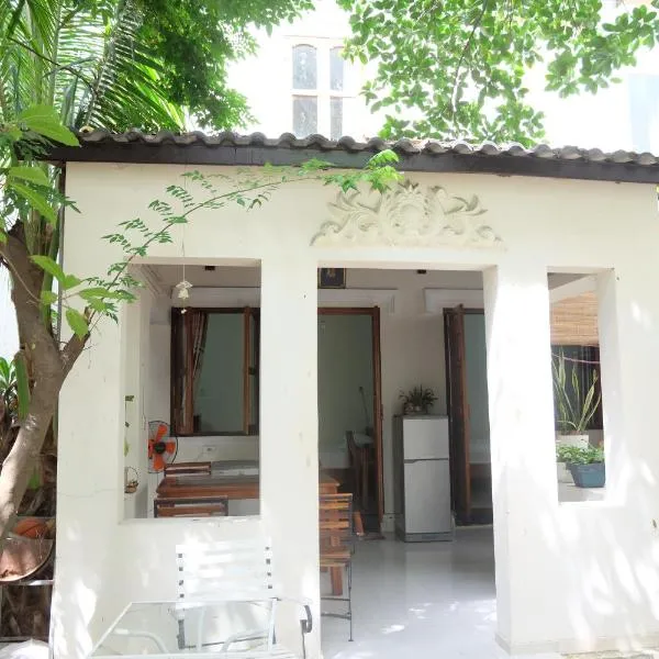 Moon house tropical garden - East side, hotel v Nha Trangu