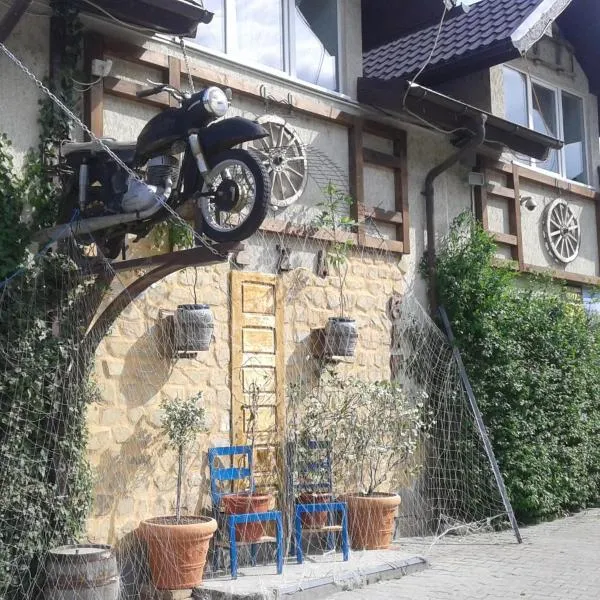 Pensiunea TOTAL Ceahlau, hotel en Ceahlău