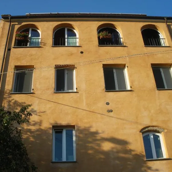 B&B Nelly G, ξενοδοχείο σε Carbuta