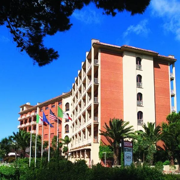 501 Hotel, hotel in SantʼOnofrio