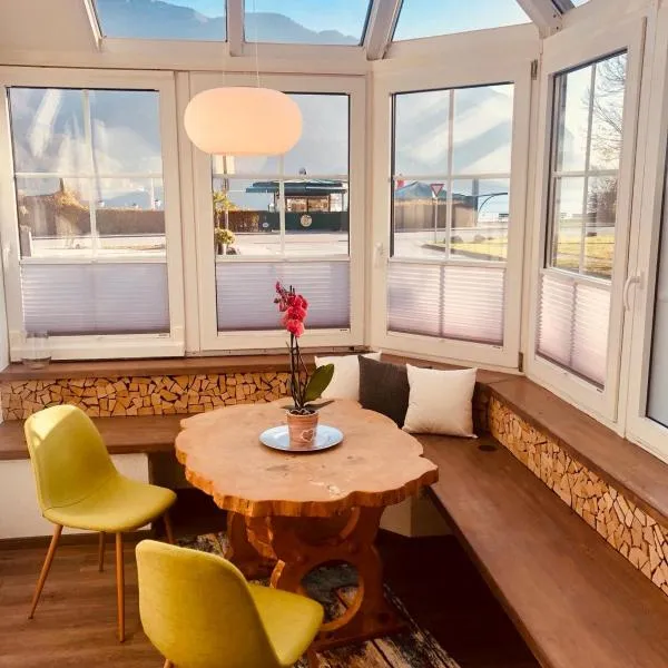 Echt Heimat Apartments, hotel di Sankt Gilgen