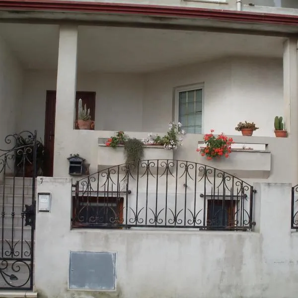 Affittacamere Peonia, hotel v destinaci Oliena