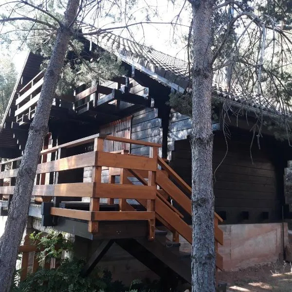 Cañon del río Lobos-La cabaña de Ton, hotel u gradu 'Vadillo'