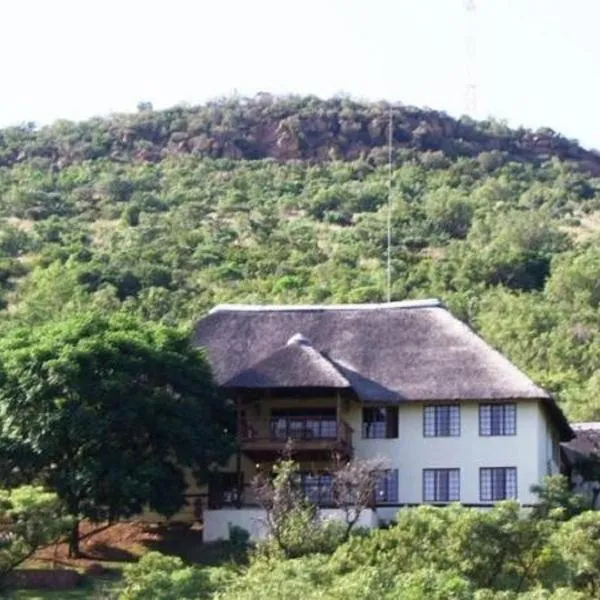 Lodge Lucanus, hotel di Ouklip