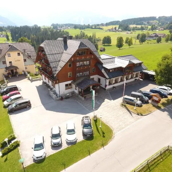 Hotel Neuwirt, hotel v Ramsau am Dachstein