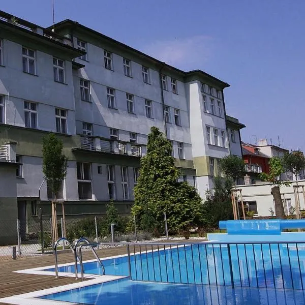 Wellness Hotel Central, hotel di Klatovy