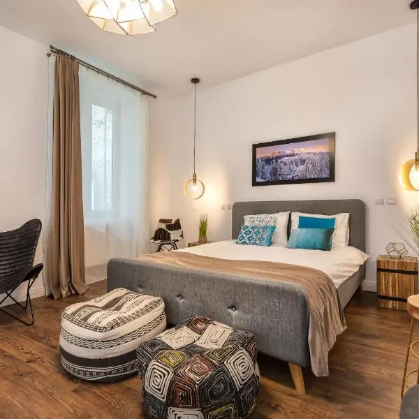 Venice Boutique Aparthotel โรงแรมในบราชอฟ