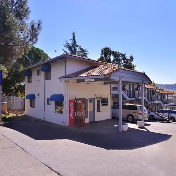 Americas Best Value Inn and Suites Clearlake, hotel v destinaci Clearlake