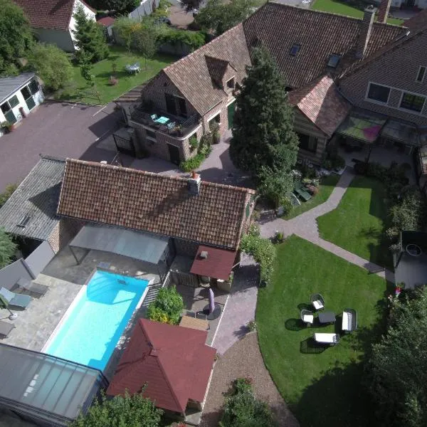 Le Paddock Du Val De Lys, hotel v destinaci Blessy