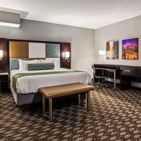 Best Western Premier NYC Gateway Hotel, hotel en North Bergen