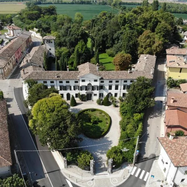 Villa Di Tissano, hotel u gradu Tissano