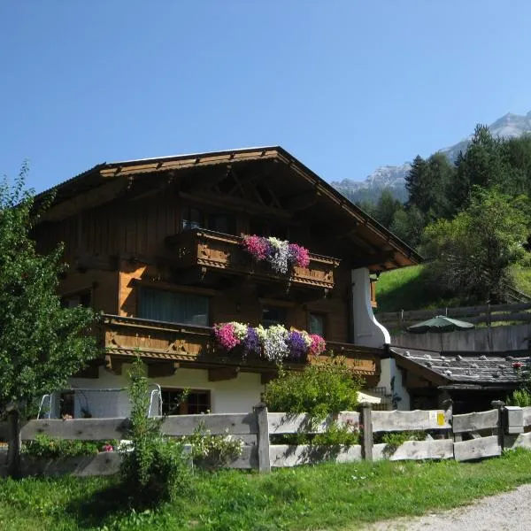 Haus Gamskogl, hotel v Neustift im Stubaital