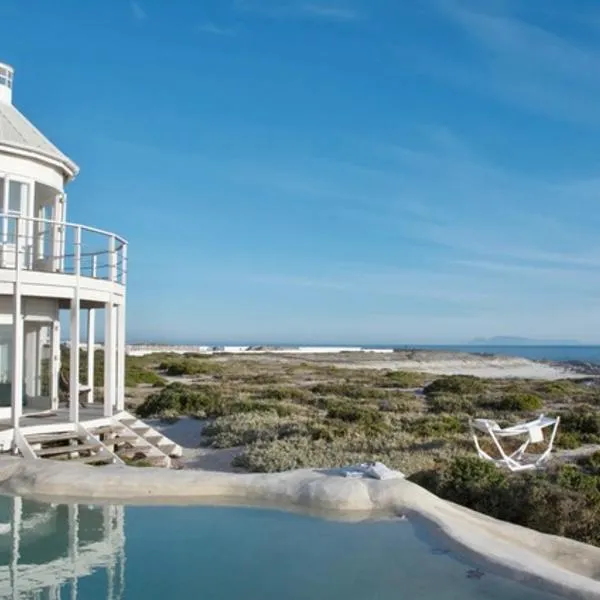 The Lighthouse Yzerfontein, hotel in Yzerfontein