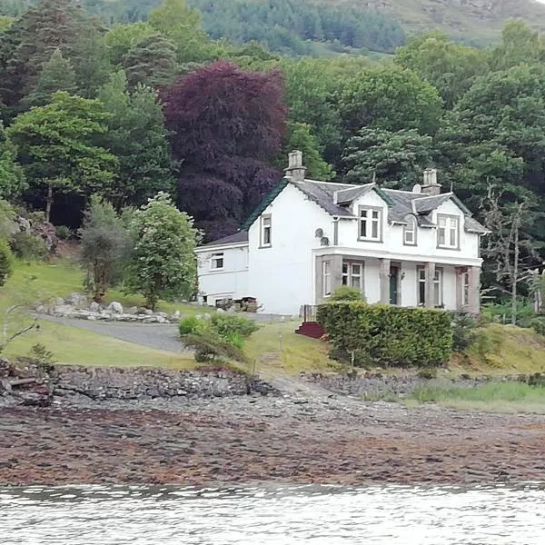 Lochwood Guest House, hotell i Garelochhead