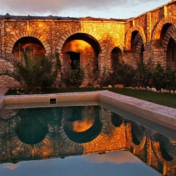 Villa Salvatore, hotell i Ghazoua