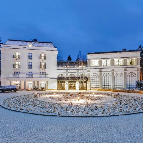Hotel SPA Dr Irena Eris Polanica Zdrój, hotel in Polanica-Zdrój