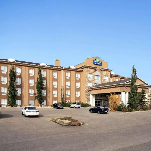 Days Inn & Suites by Wyndham Strathmore, готель у місті Dalroy