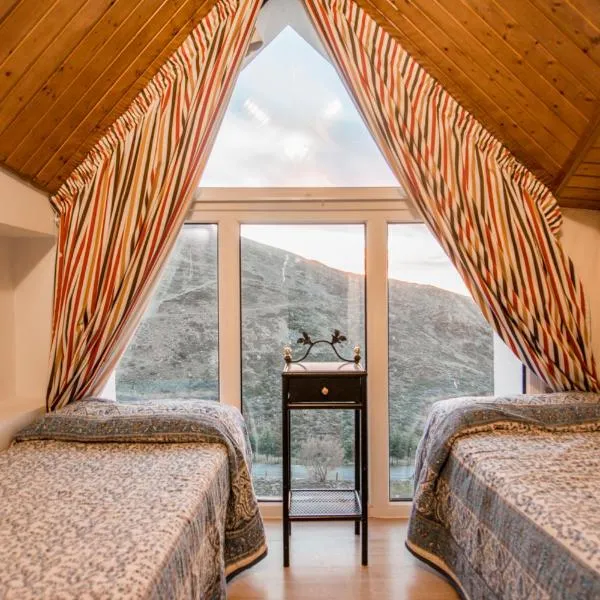 Exclusivo DÚPLEX en la PLAZA, hôtel à Sierra Nevada