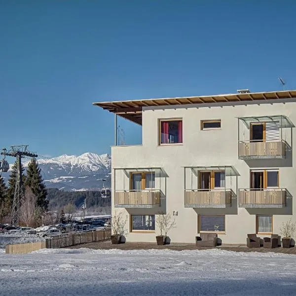 B&B Garni Schorneck, hotel in Brunico
