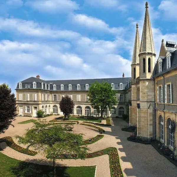 Espace Bernadette Soubirous Nevers – hotel w mieście Nevers