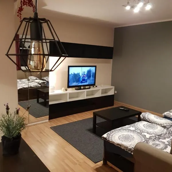 Apartamenty Hetmańska - 24h Shop, מלון בMokre