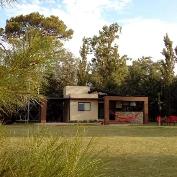 cabañas Tierra Kamiare 1, hotel a Amboy