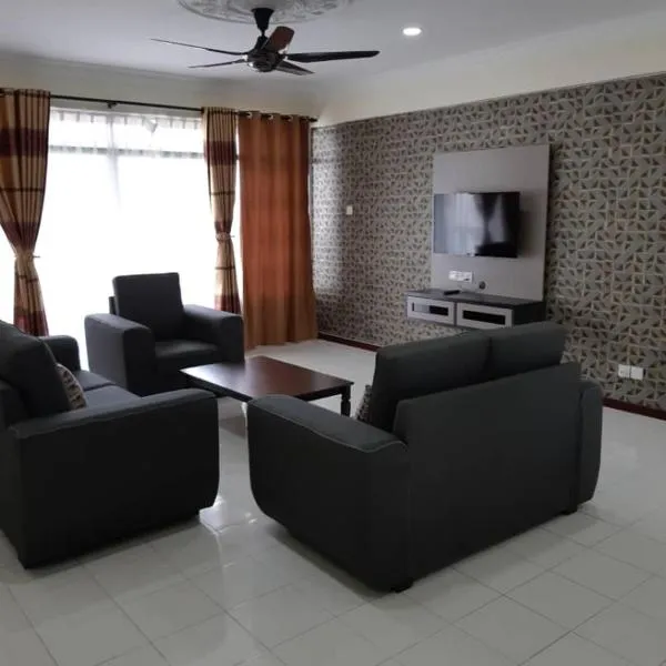 Pantai Puteri Homestay, hotel i Kampong Lereh