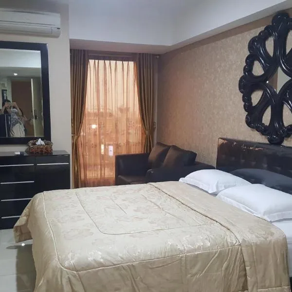 Warhol Apartement Lt 15 Jl. Ahmad Yani Simpang 5 Semarang, hotel in Semarang