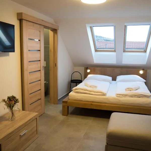 Restaurace - Apartmány Bobule, hotel v mestu Pavlov