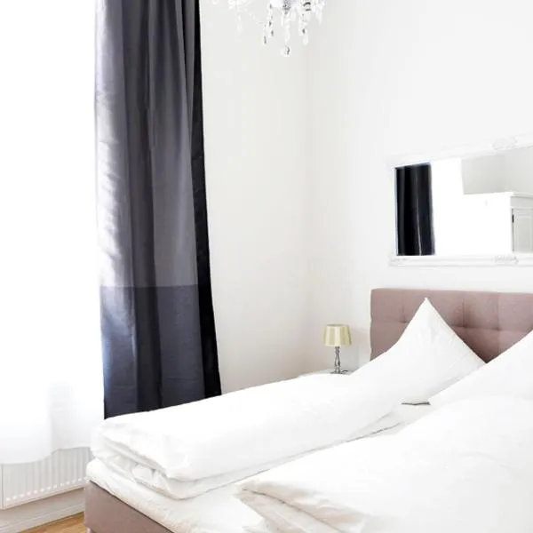 Viesnīca SC 03 by ROCKCHAIR Apartments l SUPERHOST Status l 2 Bedrooms Boxspringbeds Balcony Elevator - Cozy Family & Business Flair welcomes you! Berlīnē