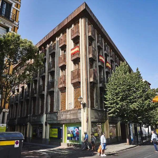 Apartamentos Cava Baja, hotell i Madrid