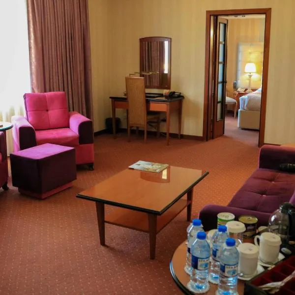 歐洲大酒店，巴庫的飯店