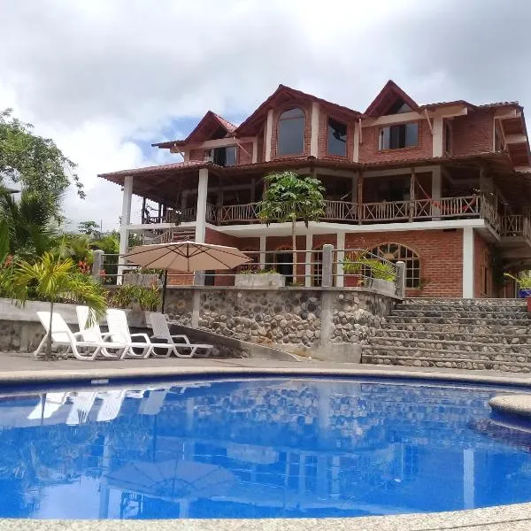 La Casa del Rio B&B, hotel in Teniente Hugo Ortiz