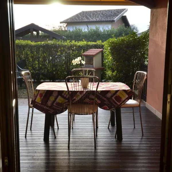 Erno Apartment, hotel in Lesa