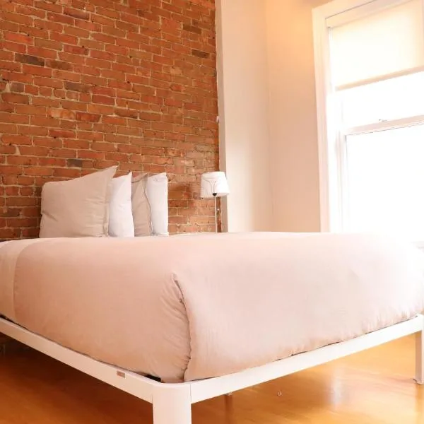 Furnished Studio in the South End #4, khách sạn ở Boston