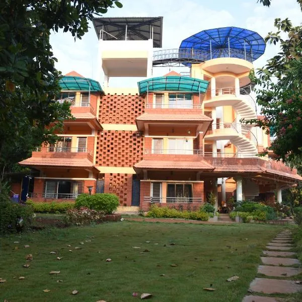 Shree Ramkrishna Anandvan, hotel em Math