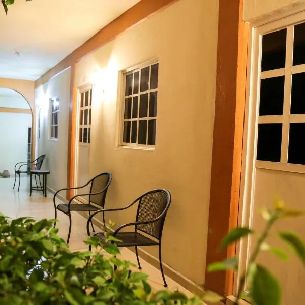 Hotel Santa Rita, hotel v destinaci Huichihuayán