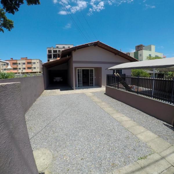 Casa em Bombinhas