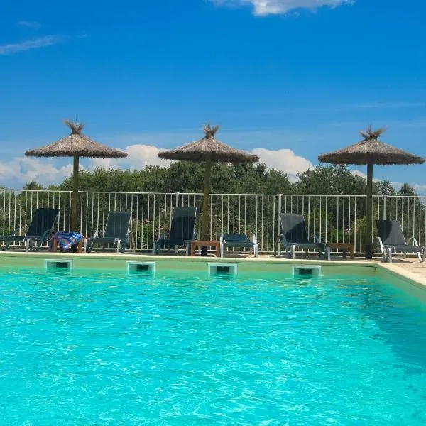 Hotel Restaurant Le Gardon - Pont du Gard, hotel v destinácii Collias