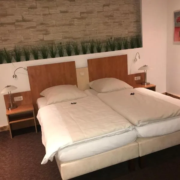 tauwerk Hotel, hotel v destinaci Wilhelmshaven