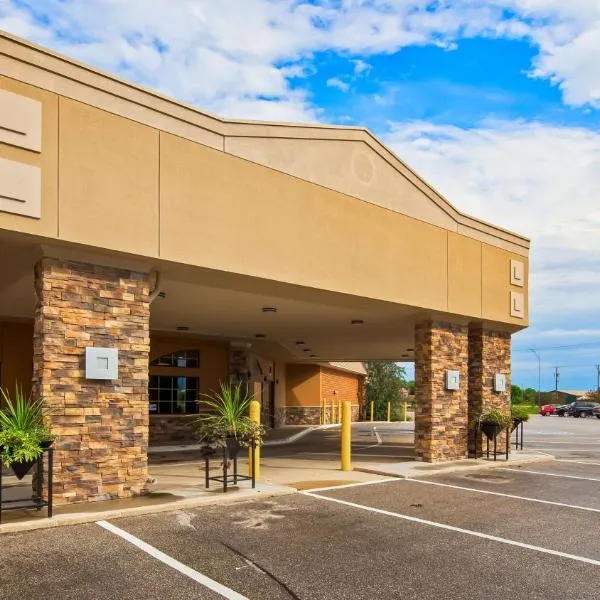 Crossroads Hotel & Event Center, hotel in Fort Dodge