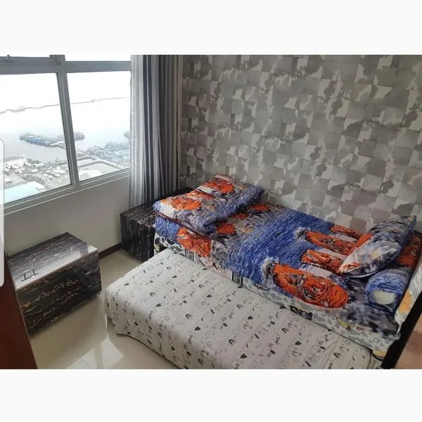 4 Bed Condo Sleeping by The Sea, hotel v destinaci Jakarta