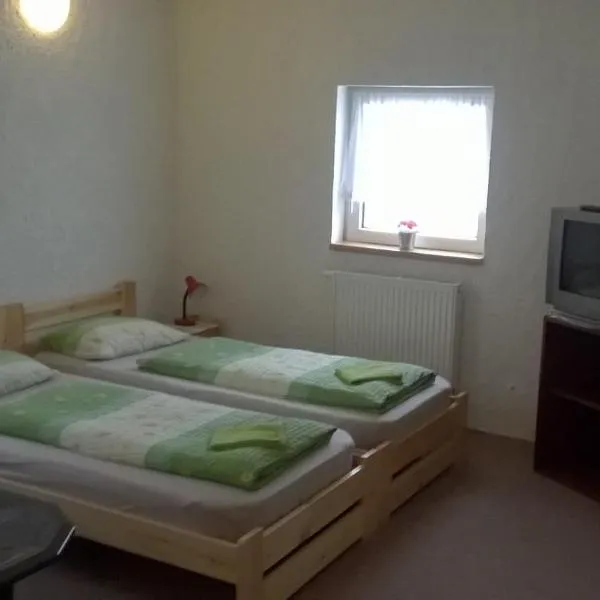 Guest House Honzik, hotel v destinaci Horní Maršov